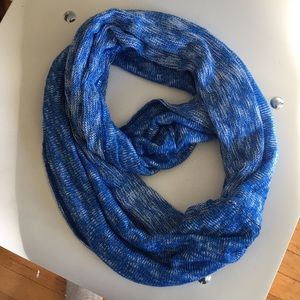 Blue knit circle scarf